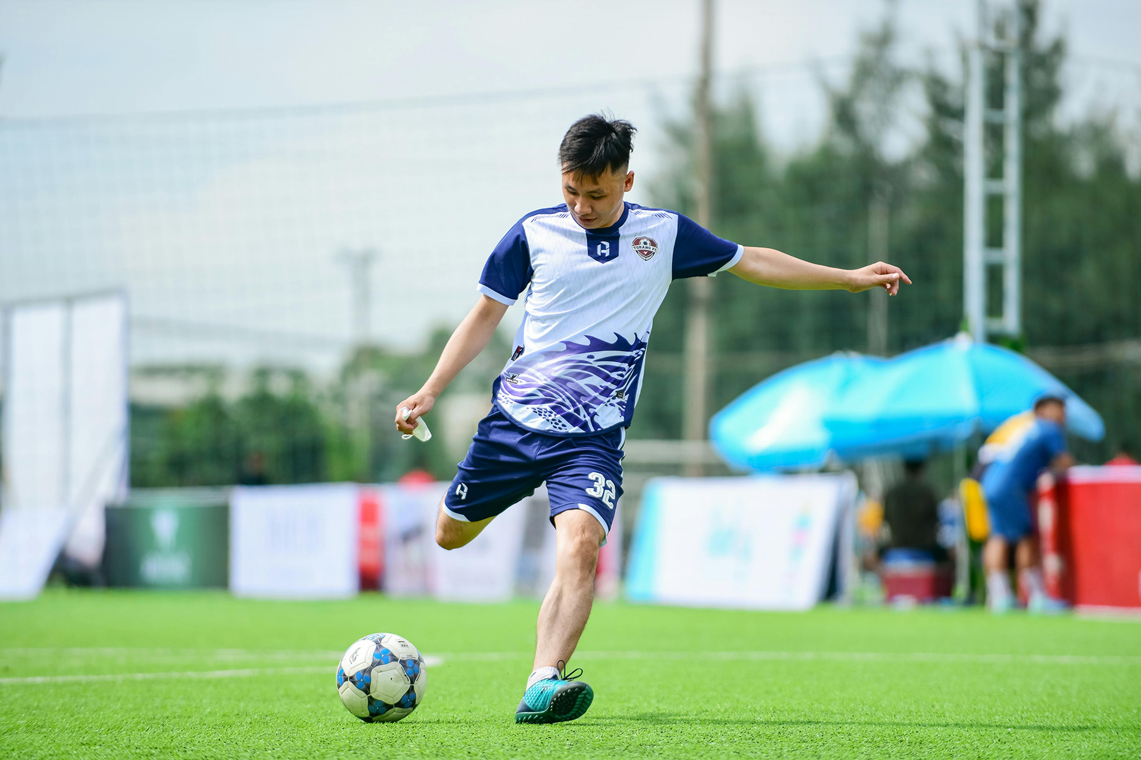 affiliates 😀 足球直播技巧：如何在大螢幕投影看高清足球轉播  image 2